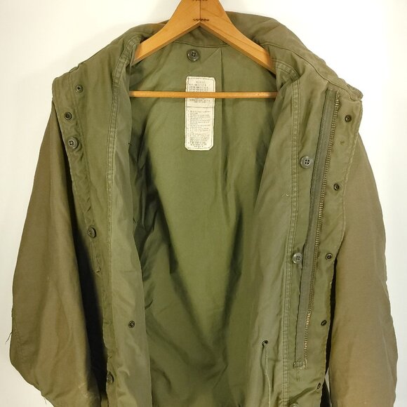 Vtg Military Cold Weather Field Coat Men's Med OG 107 Distressed Destroyed 80s - Picture 15 of 16